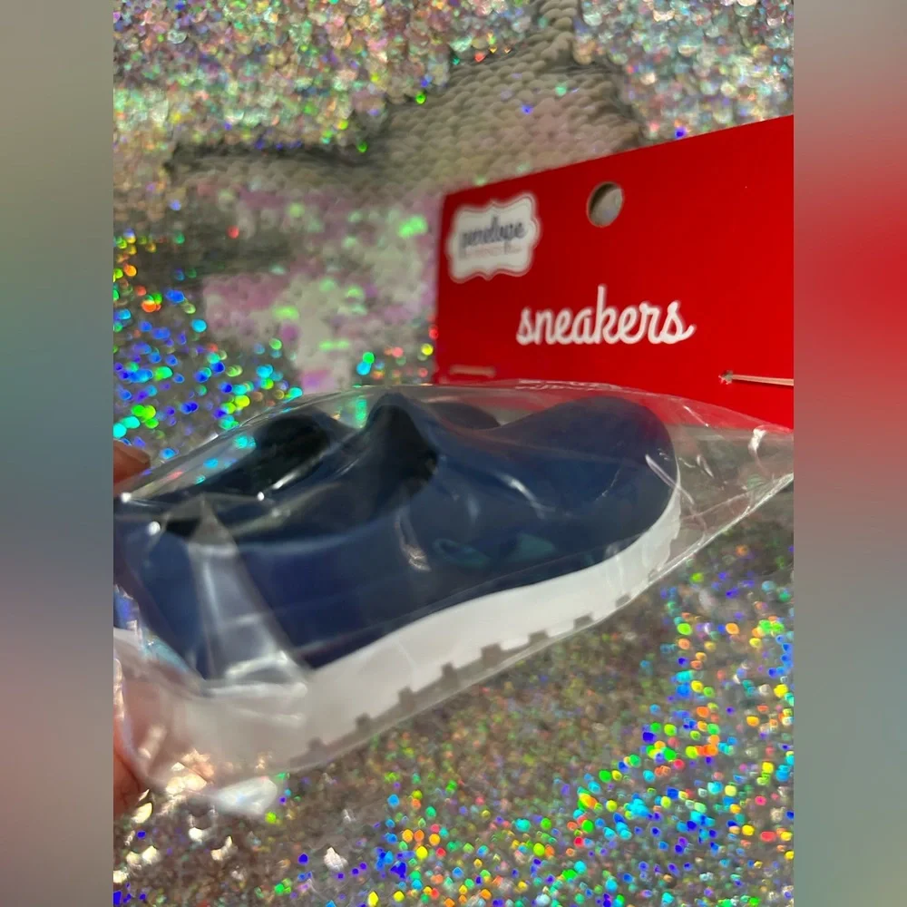 Penelope 18inch Doll Slip on Sneakers Shoes NEW